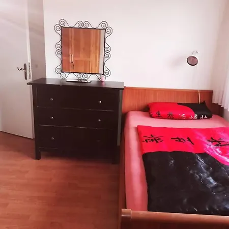 100M2 3-Zimmer Monteuer Arbeiter Wohnung Kassel *