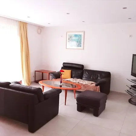 100M2 3-Zimmer Monteuer Arbeiter Wohnung Kassel Lägenhet *